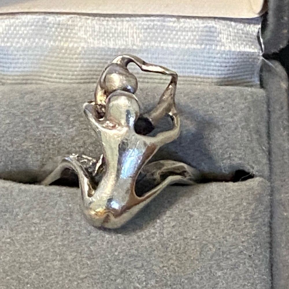 Vintage 1970’s Sterling Silver Couple/Lover Ring 7.5